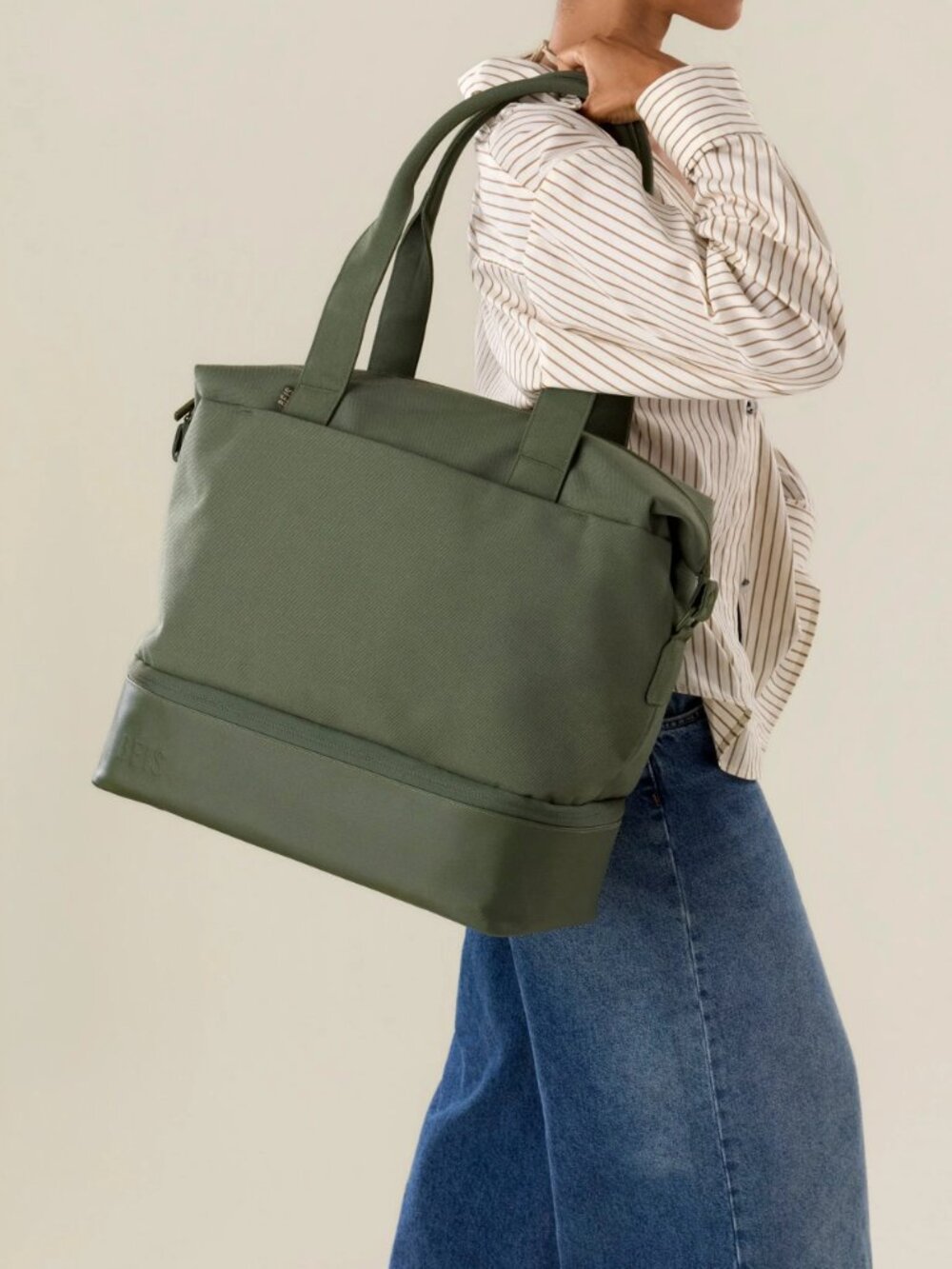 BEIS The Mini Weekender in Olive